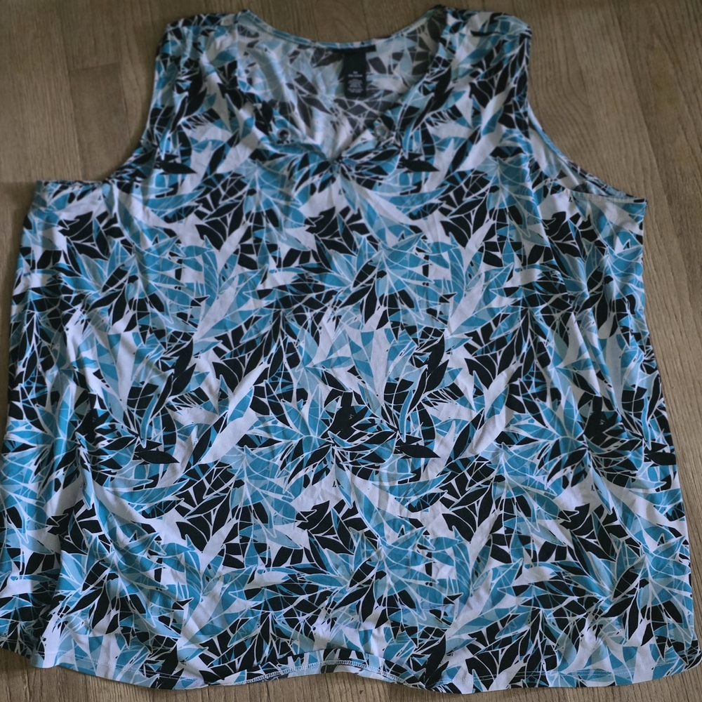 Women's Sleeveless Top - Blue and Black Pattern